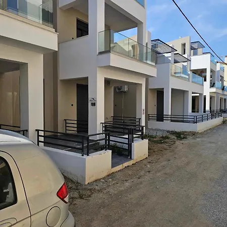 Artemis Apartament *